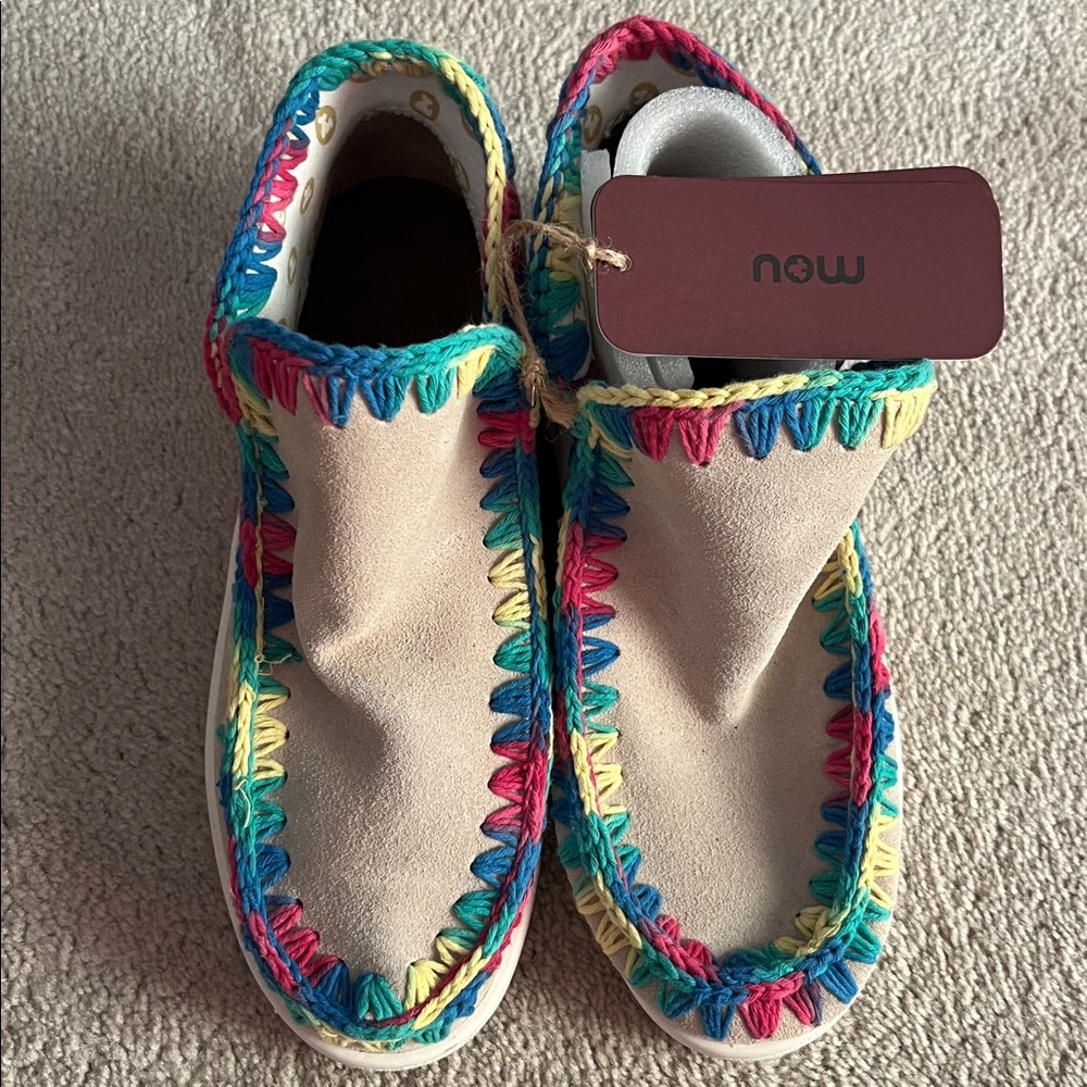 NWT MOU Eskimo sneaker bold glitter logo women’s 40